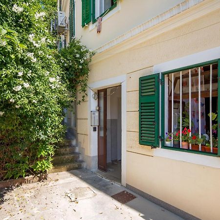 Apartment Salita Calvario Rijeka Exterior photo